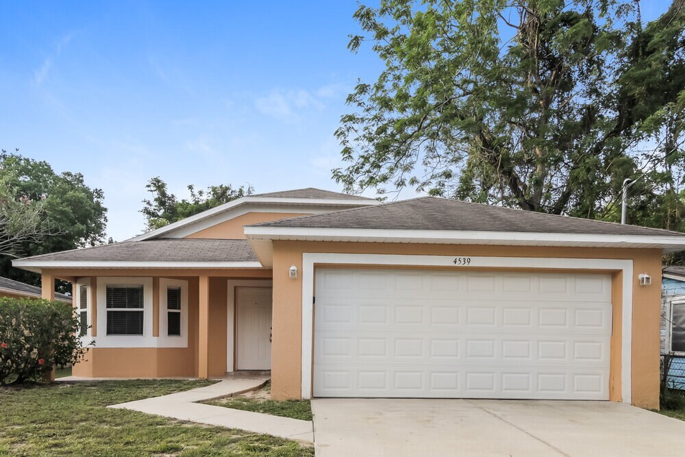 Foto principal - 4539 Cypress St