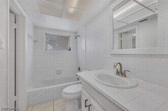 Building Photo - 656 Binnacle Dr