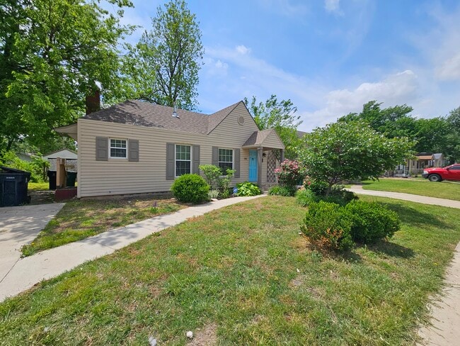 Photo - 1718 NE 20th St House