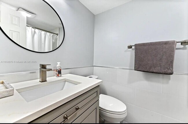 Foto del edificio - 2241 SW 15th St