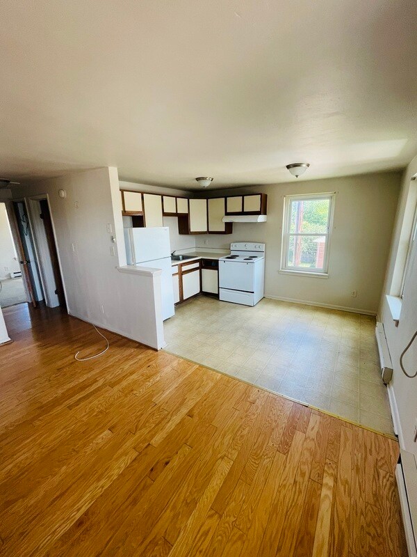 1004 Little Bay Ave Unit F, Norfolk, VA 23503 Condo for Rent in