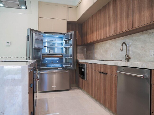 Foto del edificio - 8410 SW 65th Ave