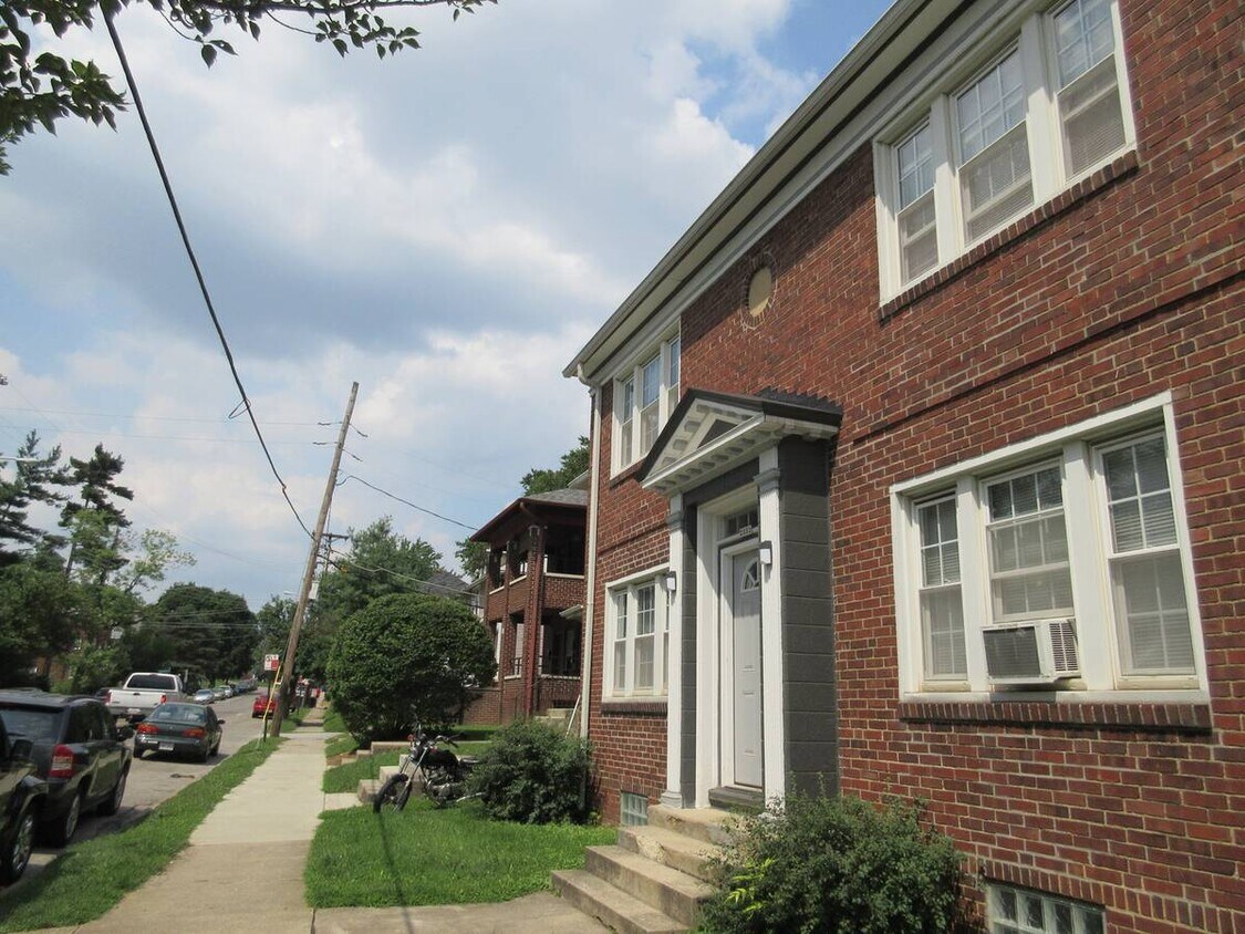 Foto principal - 2332 Neil Ave