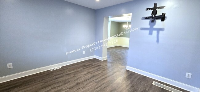 Building Photo - 509 Old Zelienople Rd