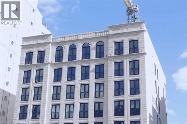 Building Photo - 169 James St S