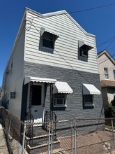 Building Photo - 22 Rutgers St