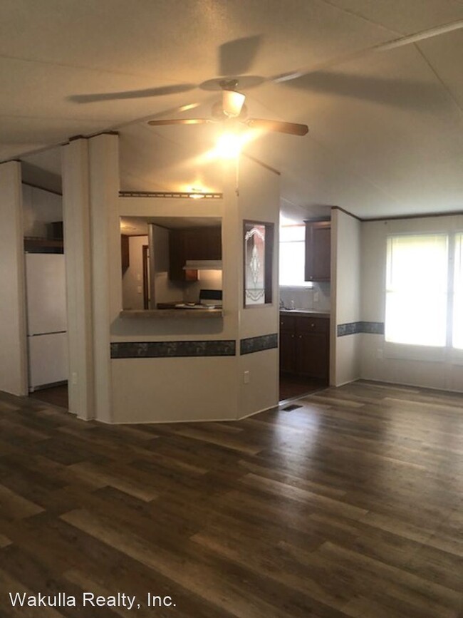 Building Photo - 3 br, 2 bath House - 63 Tully Avenue