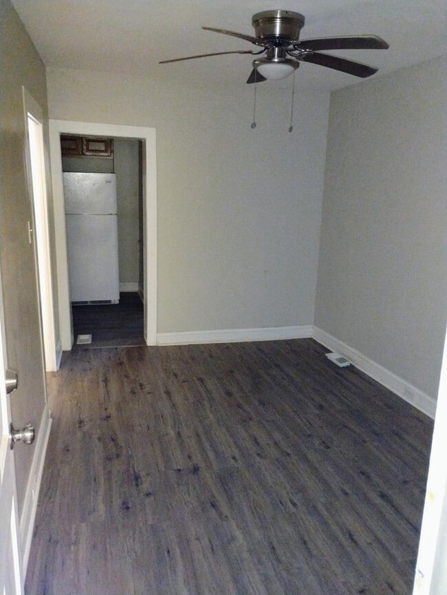 Building Photo - 2302 Whittier Ave