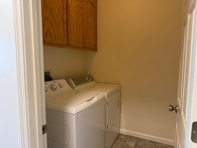 Foto del edificio - 1296 Woodhaven Ln