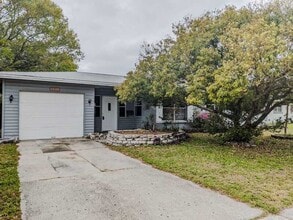 6900-6916 16th St N