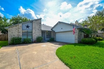Building Photo - 1319 Silver Morning Dr