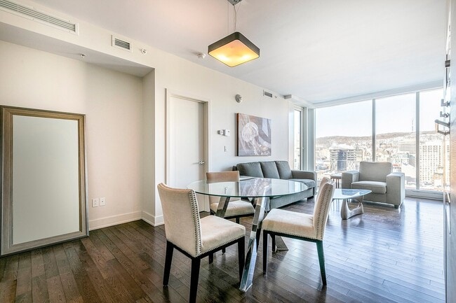 Photo du bâtiment - 1300 Boul. René-Lévesque O