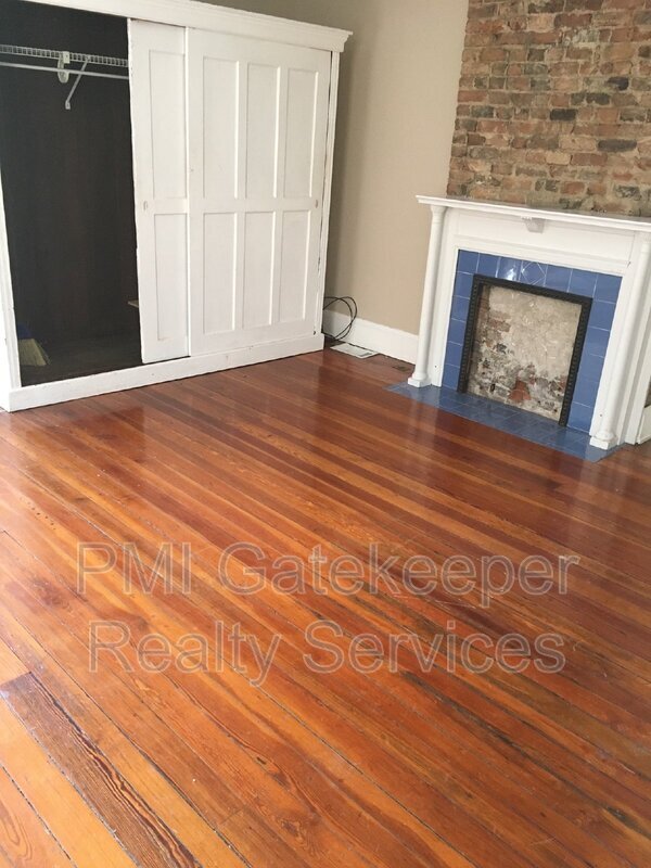 Photo - 2231 Victor St House