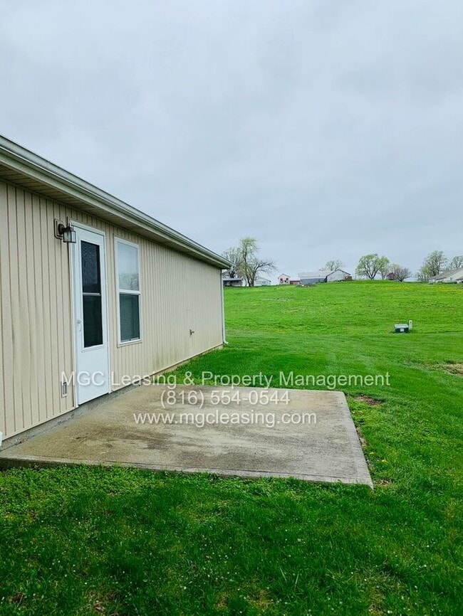 Building Photo - Peaceful Living in Pleasant Hill – Availab...