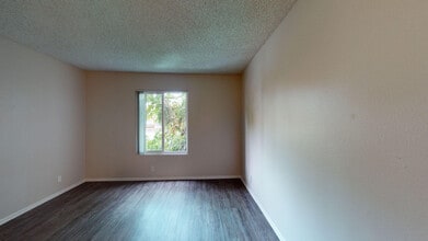 Interior Photo - Huntington Vista