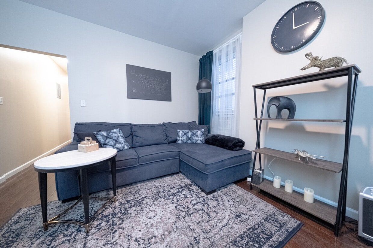 Foto principal - 5 W 101st St