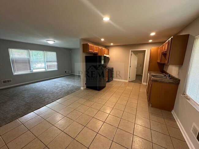 Foto del edificio - 7717 E 110th St