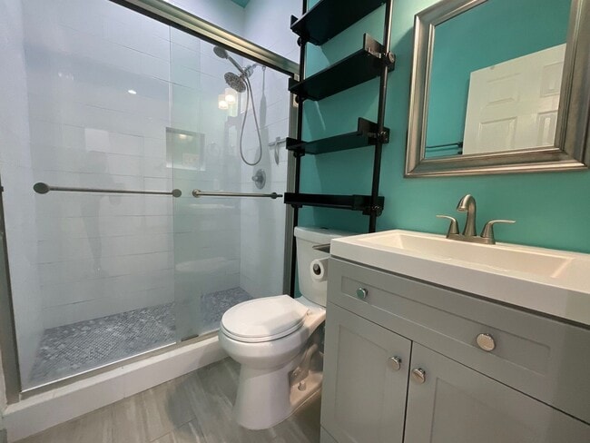 Foto del edificio - 5226 Ridgevan St