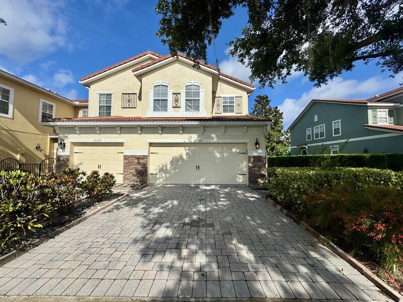 Foto principal - 10324 Fallsgrove St