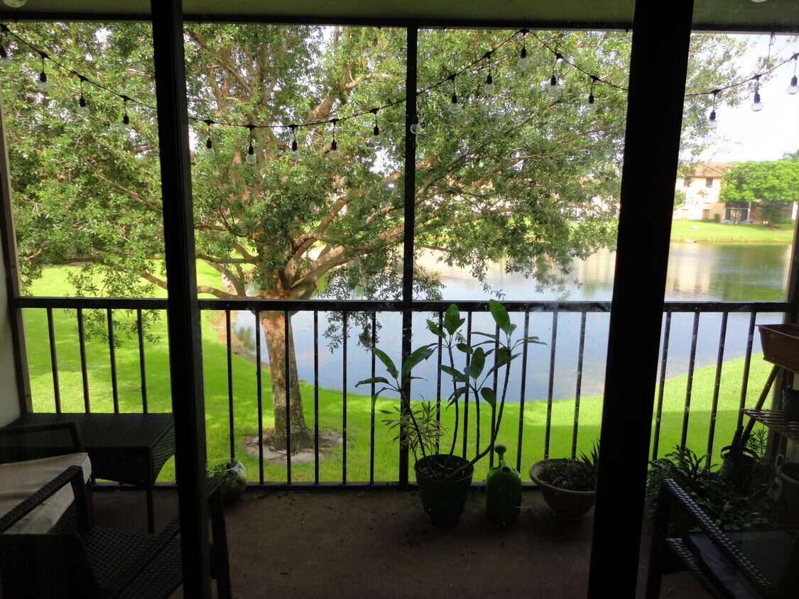 Foto principal - 629 Sea Pine Way