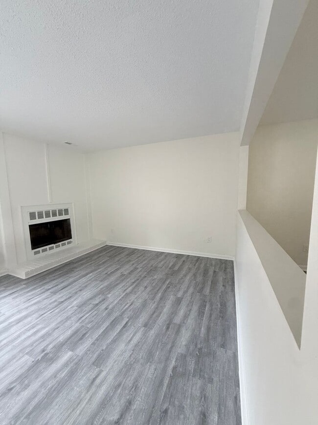 Photo - 3775 Chimney Creek Dr House