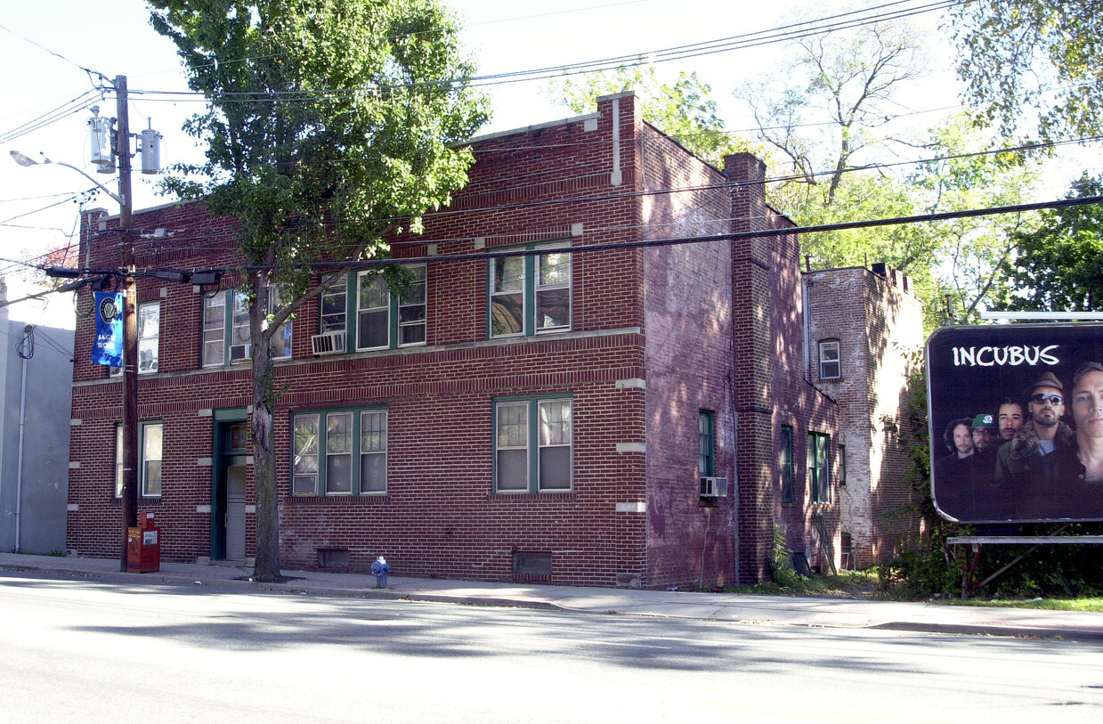 Foto del edificio - 409-411 Main St
