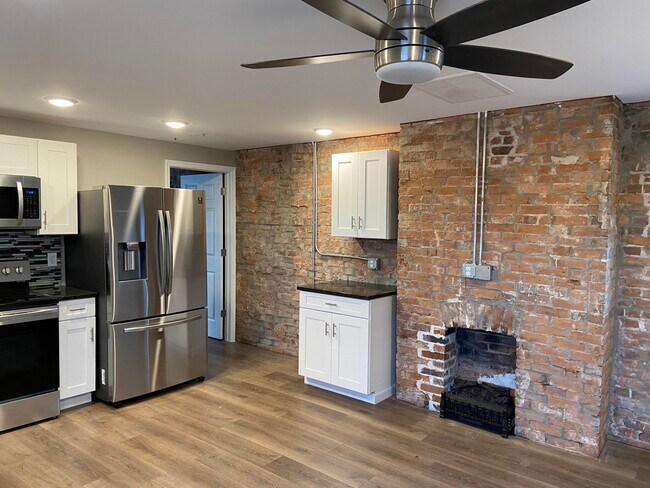 Foto del edificio - 231 E 6th St