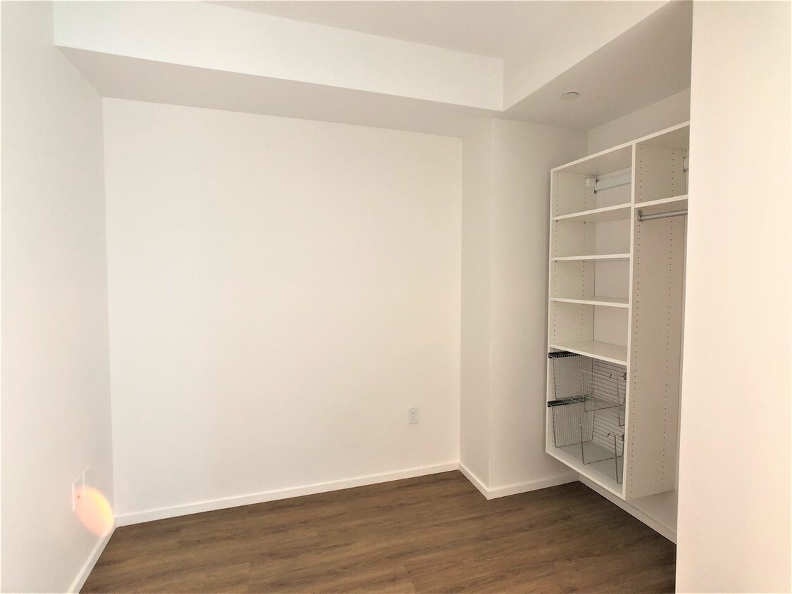 Foto principal - 321 Harrison Ave