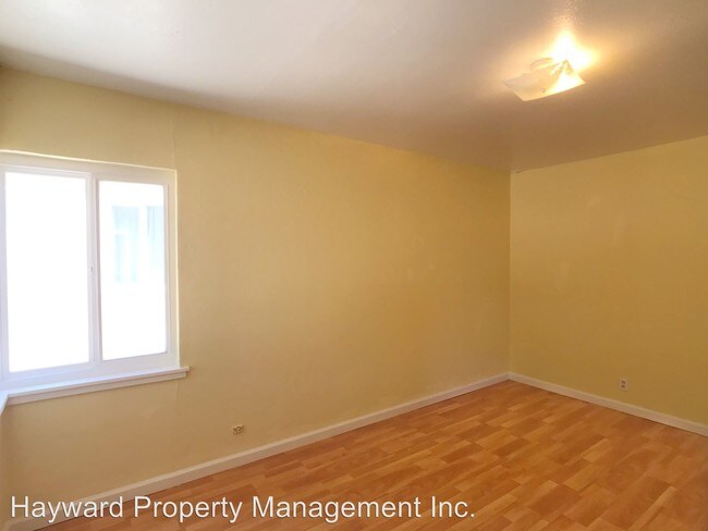 Building Photo - 1347-1367 Highland Blvd