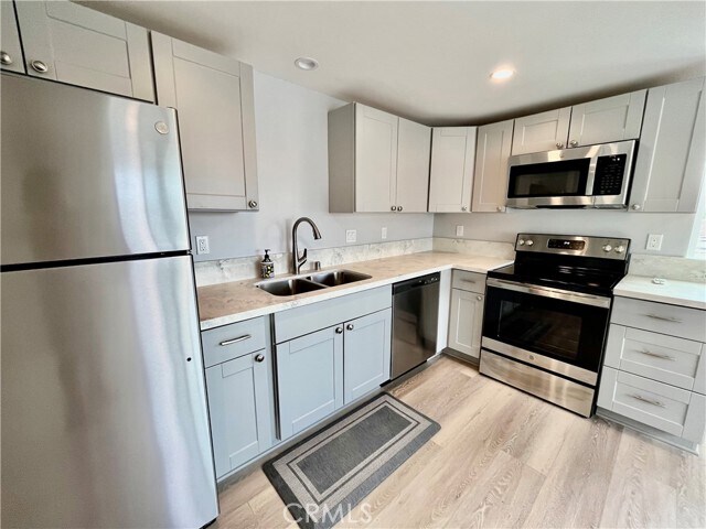 Foto del edificio - 1401 Crestridge Dr