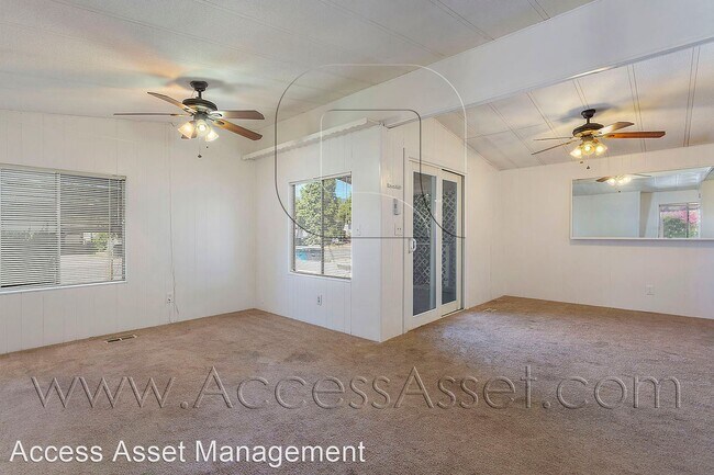 Building Photo - 2 br, 1 bath House - 16450 Pinyon St.