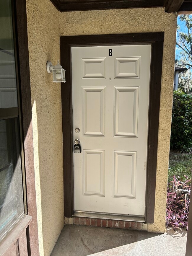 Foto del edificio - 465 Crabapple Ct