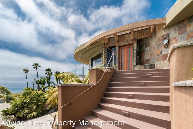 Foto del edificio - 4 br, 5.5 bath House - 936 Havenhurst Dr.