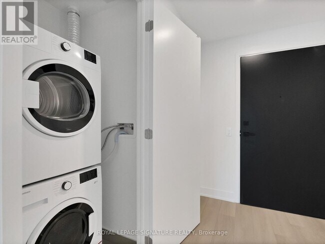 Building Photo - 36 Olive Ave