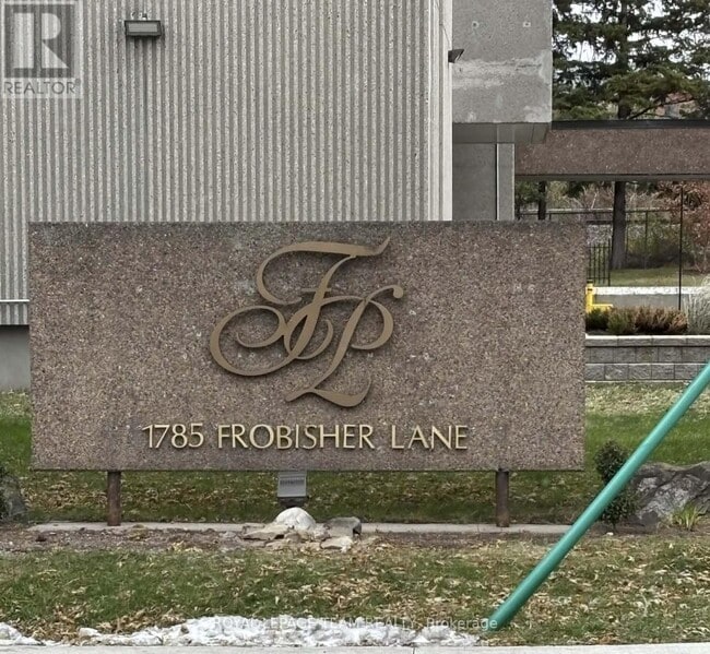 Photo du bâtiment - 1785 Frobisher Ln