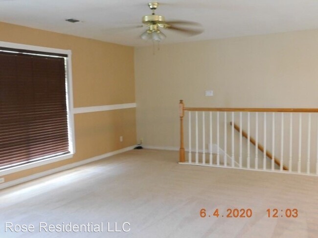 Building Photo - 4 br, 2.5 bath House - 2985 N State Hwy 16