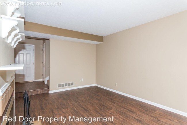 Building Photo - 2 br, 1.5 bath House - 9565 Maple Way