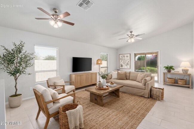 Foto del edificio - 17715 W Redfield Rd