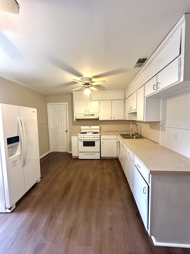 Foto del edificio - 320 Washington St