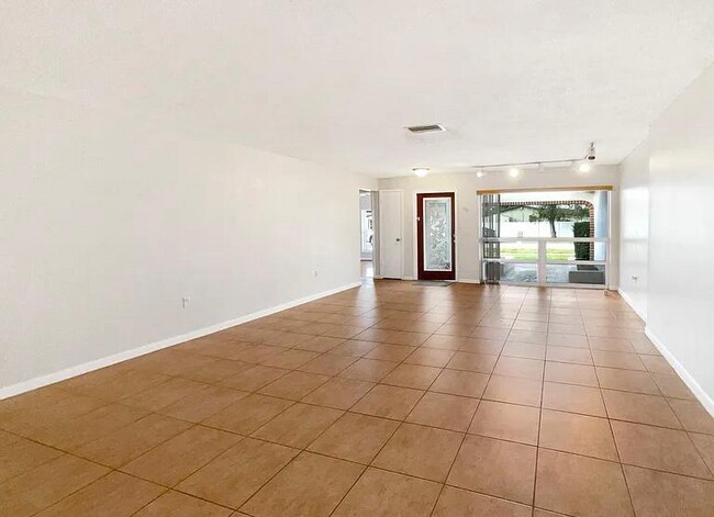 Building Photo - 8915 NW 11th St