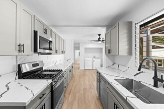 Building Photo - 15-1770-1770 27th Ave