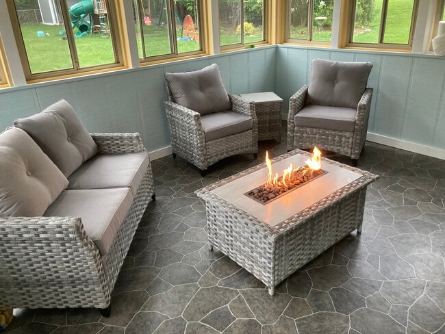 Sun room off back - 10653 Mogadore Ave NW