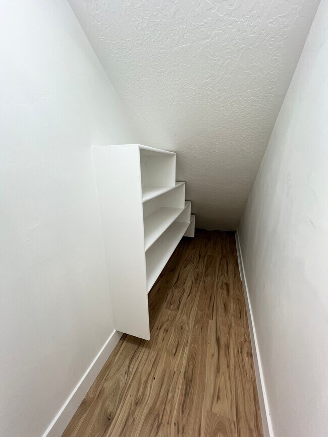Building Photo - 514 N 450 W