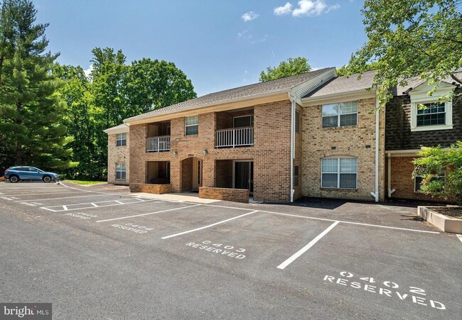 Building Photo - 5904 Cove Landing Rd