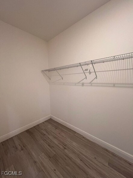 Building Photo - 8014 Sunrise Cir