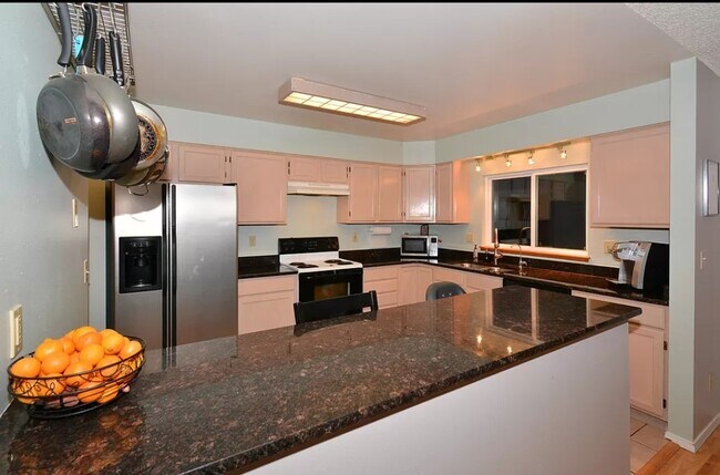 Foto del edificio - 2710 Hanovertown Dr