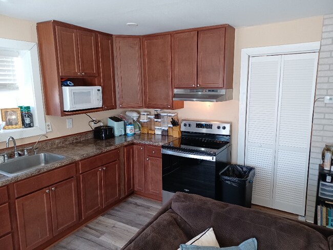 Foto del edificio - 65970 Hamaline Rd