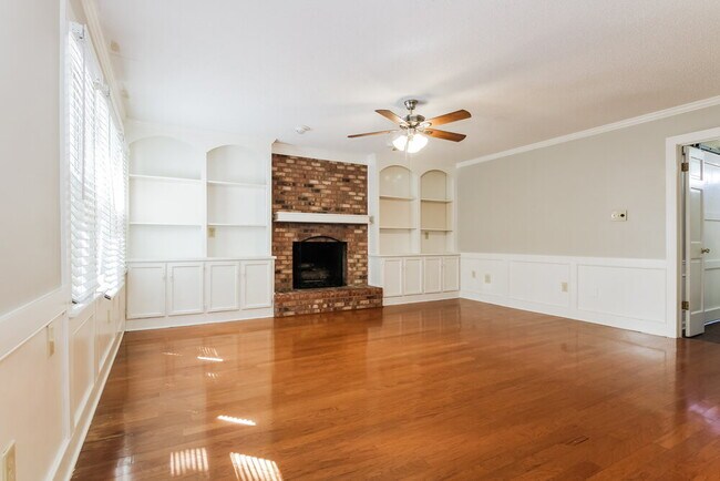 Foto del edificio - 7695 Stout Rd