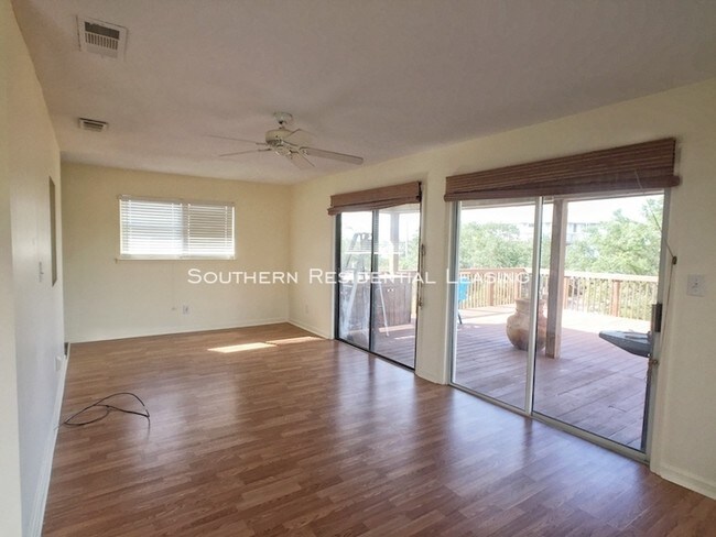 Building Photo - 2BD/2BA on Perdido Key ~ A Paddlers Paradise!