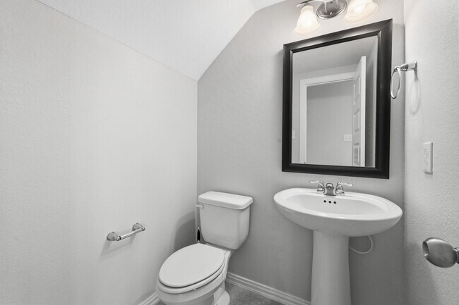 Building Photo - 12806 Crombie Dr